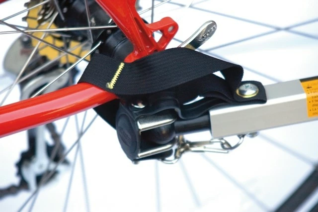 Thule Chariot Achskupplung QR Für Chariot-Deichsel Mit Schnellspanner 2 Thule Chariot Achskupplung QR Für Chariot-Deichsel Mit Schnellspanner – Bild 2